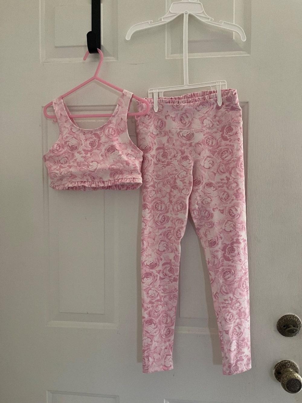 Yogalicious Pink Activewear Set Lux Laney & Ansley Girls - Picture 3 of 15